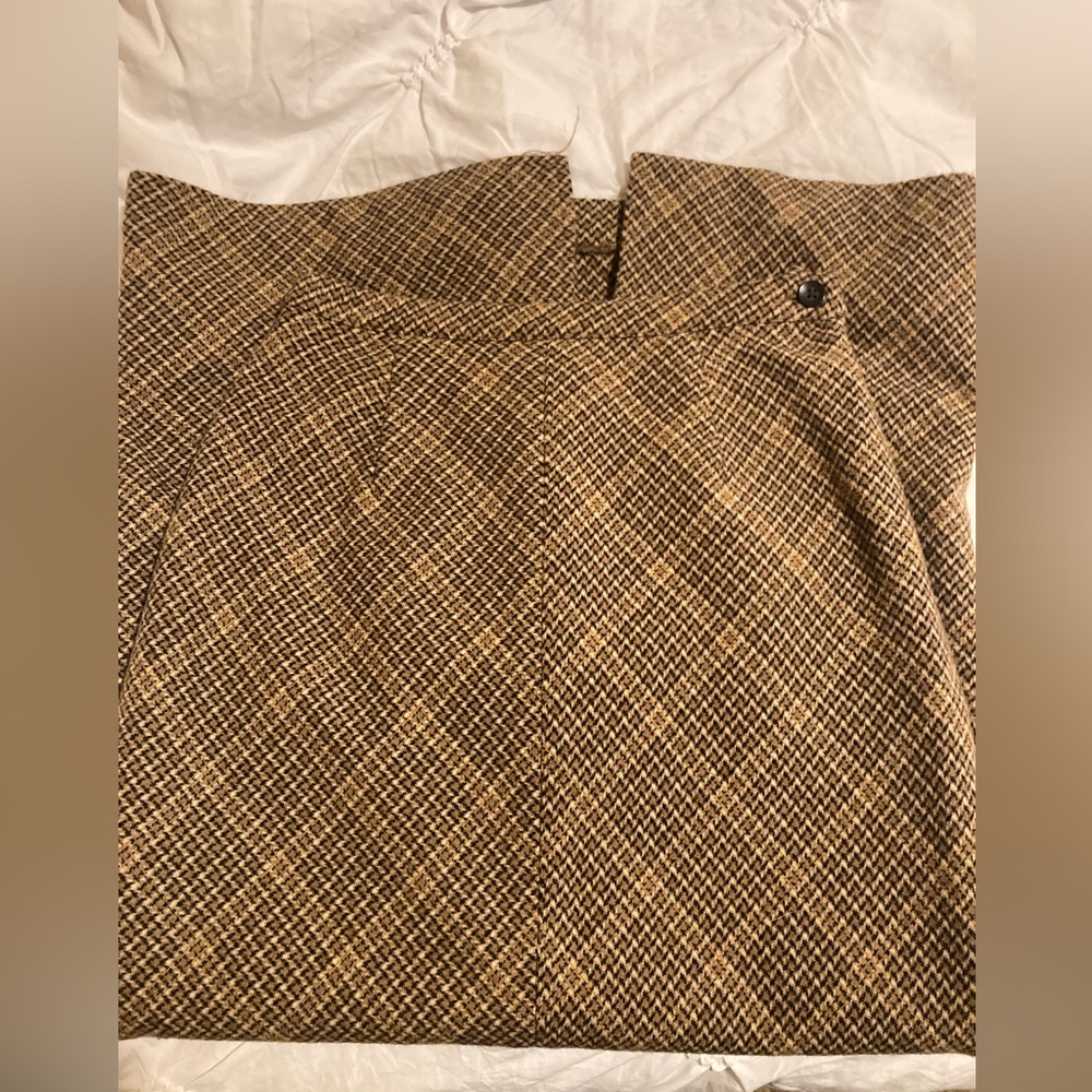 Long, vintage looking, brown pleated, wool skirt, size 0